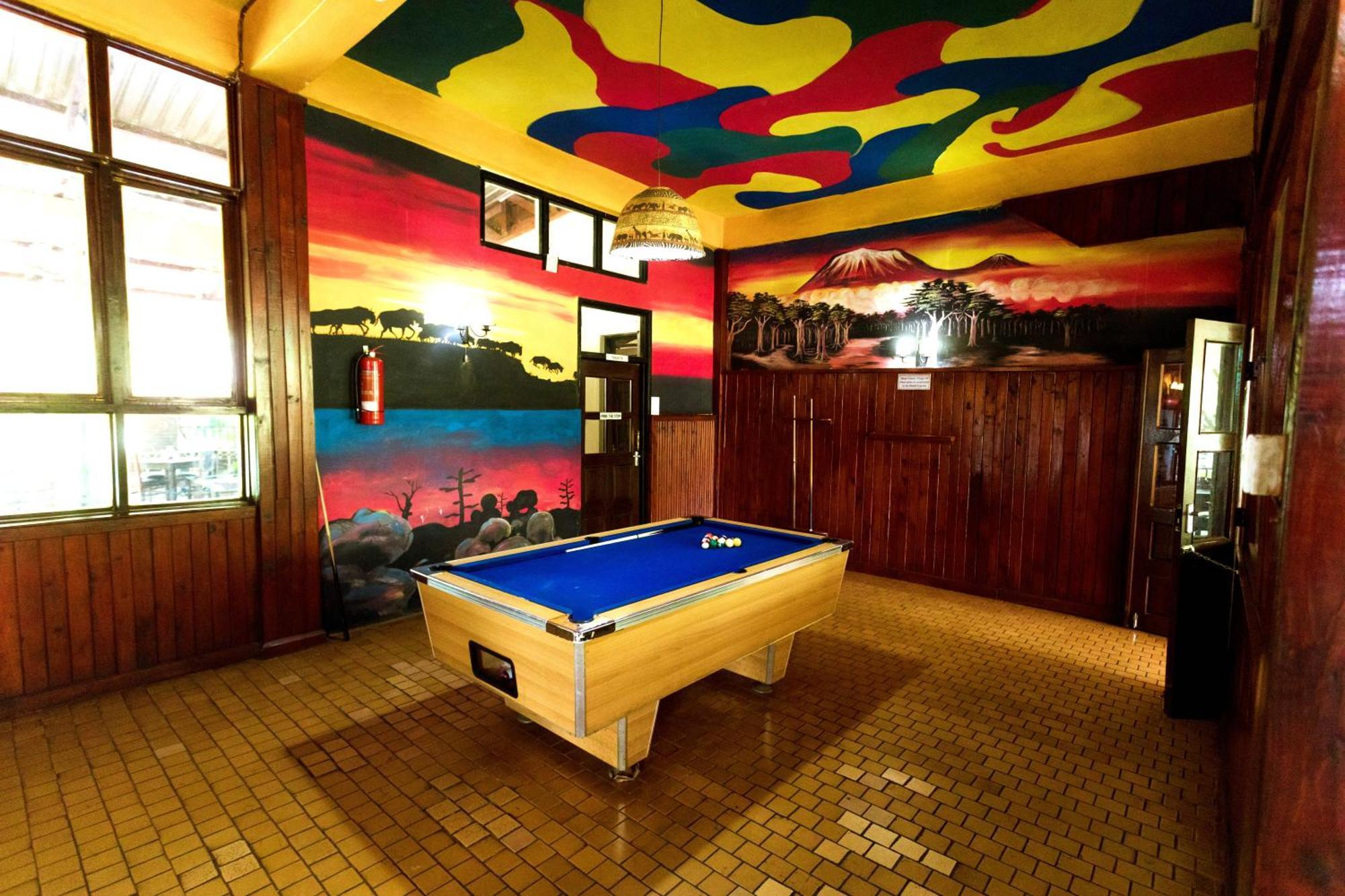 Keys Hotel Moshi Buitenkant foto